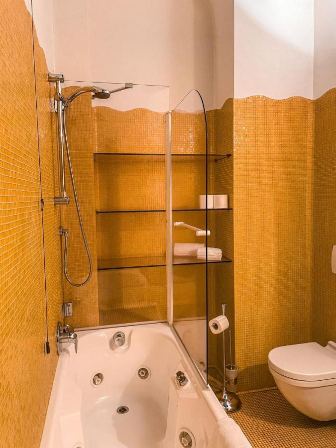 Orologio Living Aparthotel Turin