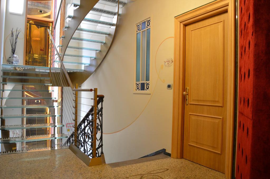 Aparthotel Orologio Living 2*